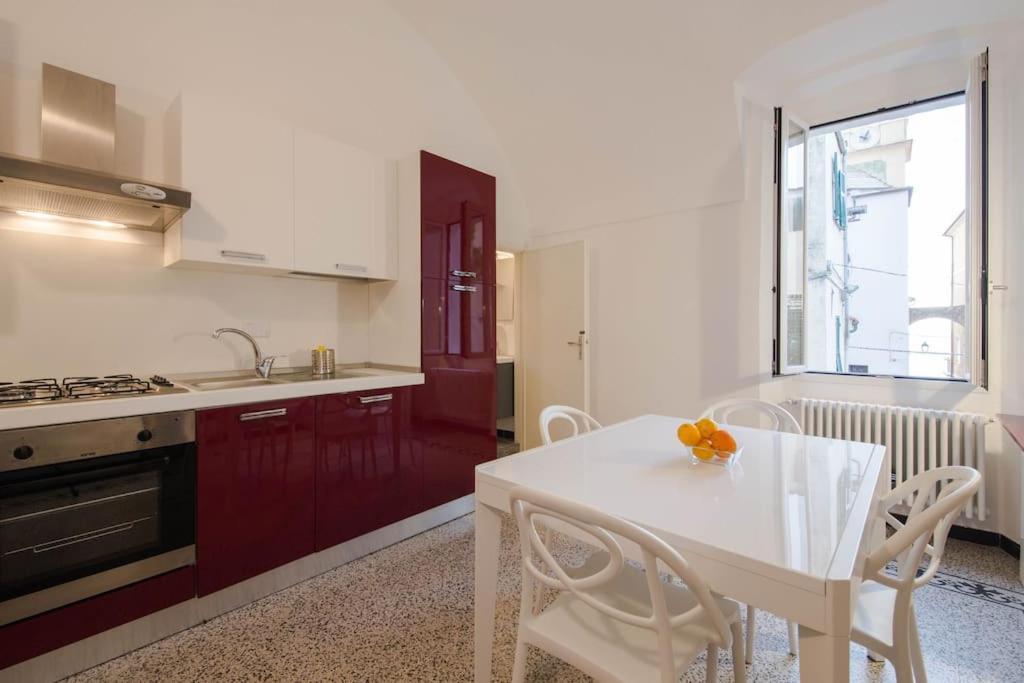 Sea View, In The Old Town Santo Stefano Al Mare Apartment Ngoại thất bức ảnh