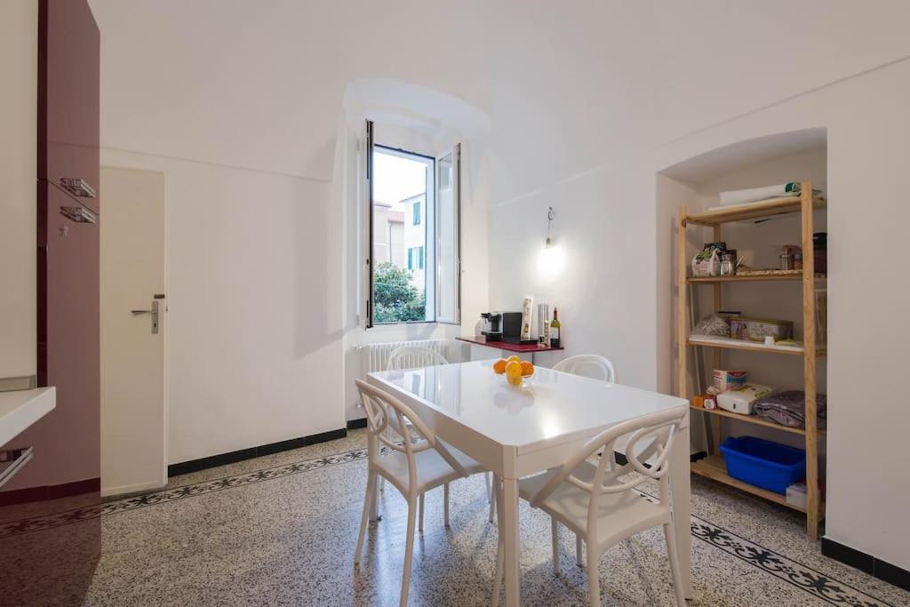 Sea View, In The Old Town Santo Stefano Al Mare Apartment Ngoại thất bức ảnh