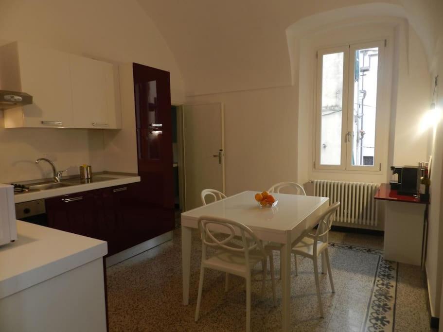 Sea View, In The Old Town Santo Stefano Al Mare Apartment Ngoại thất bức ảnh