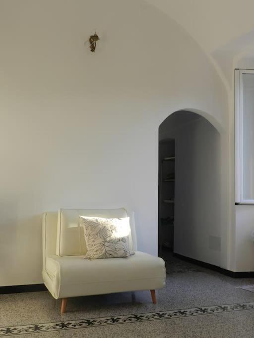 Sea View, In The Old Town Santo Stefano Al Mare Apartment Ngoại thất bức ảnh